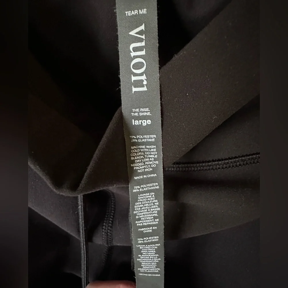 Vuori Black Daily Leggings - Picture 4 of 6